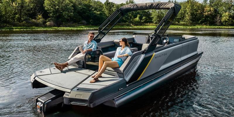 2024 Manitou 24 Max Navigator